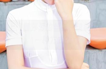 爱丝奉上：丽莎爱的丝袜，谁说搭配只有一种方式？