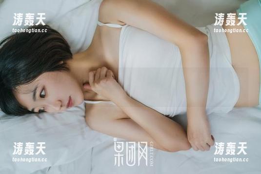 GIRLT果团网 - 说其实王语纯的睡衣图片合集，真有种让人想半夜起床倒水的冲动。
