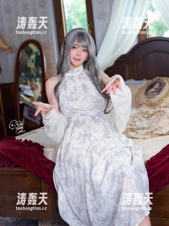 Machi马吉的知更鸟内衣图库：鸟是可以穿得多出彩的！