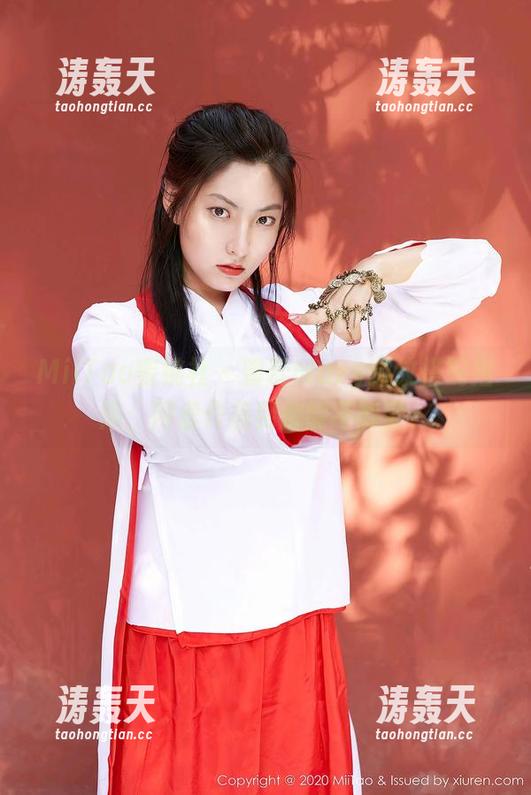 MiiTao蜜桃社 - 蜜蕊Mary豹纹搭配指南：网盘作品到底能不能穿？