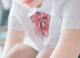 在Mimmi(밈미)的圣诞美图里游荡，有点像在星星之间流连忘返！