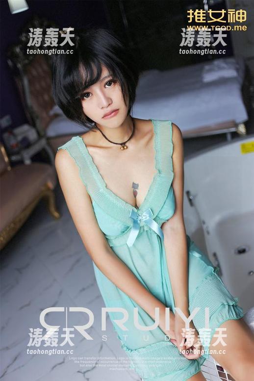 QingDouKe青豆客 - 这不是一般的美腿图册，汪佩妮Penny一出，星期一的从容都来了！