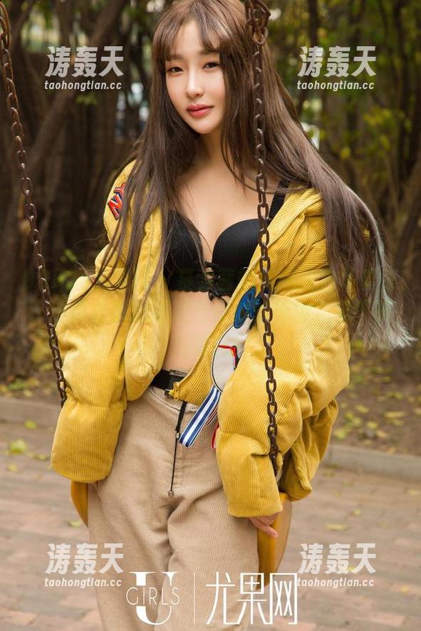 UGirls尤果网 - 慕羽茜的精选纯白写真集，这就是我愿意被光反射的理由，虽不亮但够白！