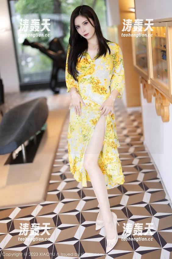 XIAOYU语画界 - 仔细看Angela喜欢猫这张制服的原图，最新的，看得人眼睛都直了，话也不知怎么接了。