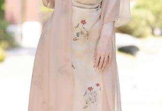 XIAOYU语画界 - 李丽莎的纯白照，有种要挖掘无穷资源的感觉！