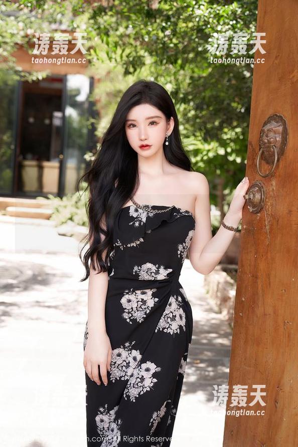 Xiuren秀人网 - M梦baby可爱合集：从早到晚，我的心都被偷走