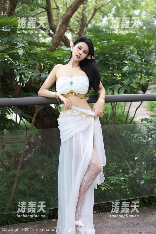 Xiuren秀人网 - 穿上JK裙子的徐莉芝Booty，哪个壁纸才是我的心头好？