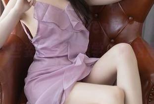 Xiuren秀人网 - 文芮jeninfer婚纱高清图册：这些姿势我也想学，问题是家里人能不能接受。