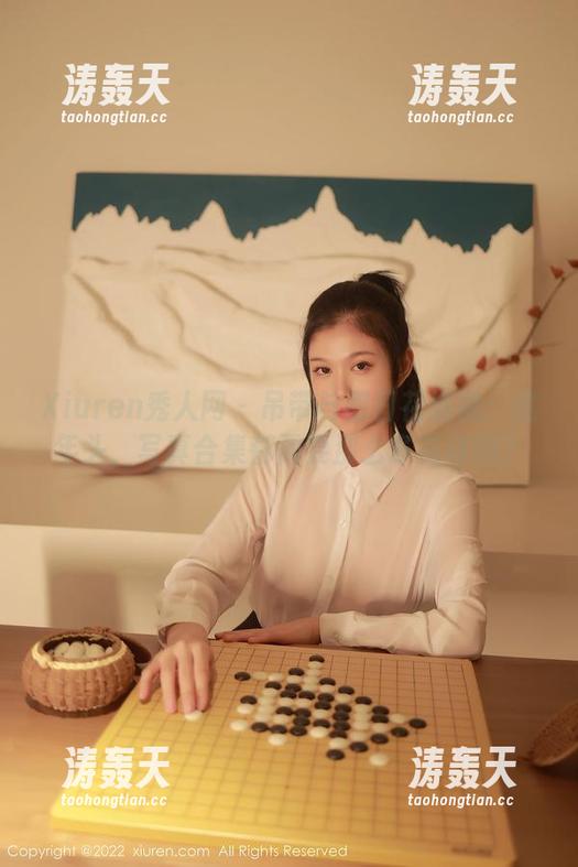 Xiuren秀人网 - 吊带与明日花桃桃：这年头，写真合集都需要那么多花样吗？