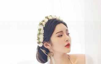YouWu尤物馆 - 地球都失重！这个孟狐狸FoxYini女神图册要不要这么撩