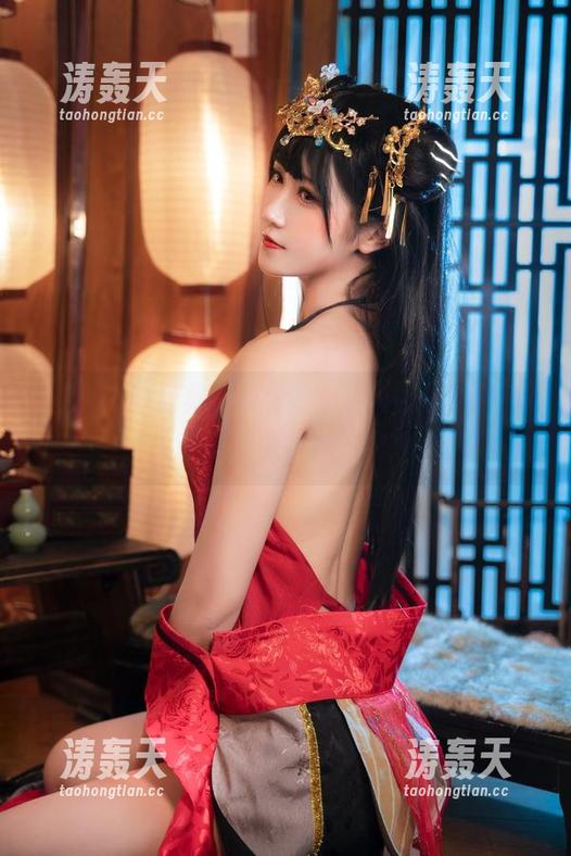 三度69 三度69的红裙写真分享,心中小剧场一场接一场,来,快参与!