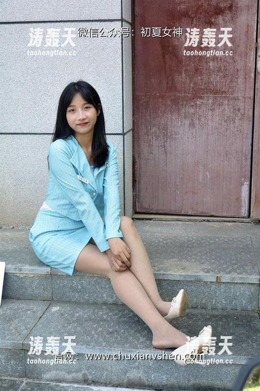 初夏女神 - 免费的牛仔图包就等你免费下载，柒柒说了算！