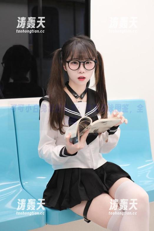 可可小白兔 可可小白兔复健合集:兔兔游泳图鉴,全凭嘴砲!