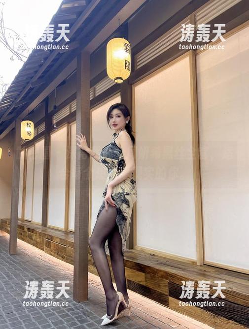 微密圈 - 深得我心的周妍希黑丝全套，适合每个想脱离现实的你。
