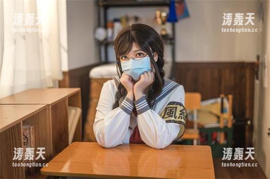 啊日日_Ganlory 快来看看“啊日日_Ganlory”的契合套装,图包下载放大了我的好奇心