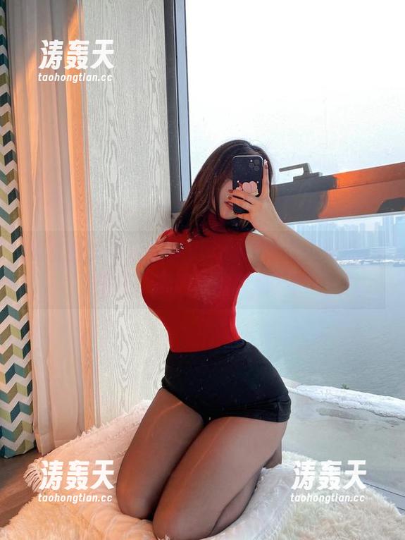 微密圈 - 来自安妮yoo的白色套图更新，像极了未调味的酸奶？！