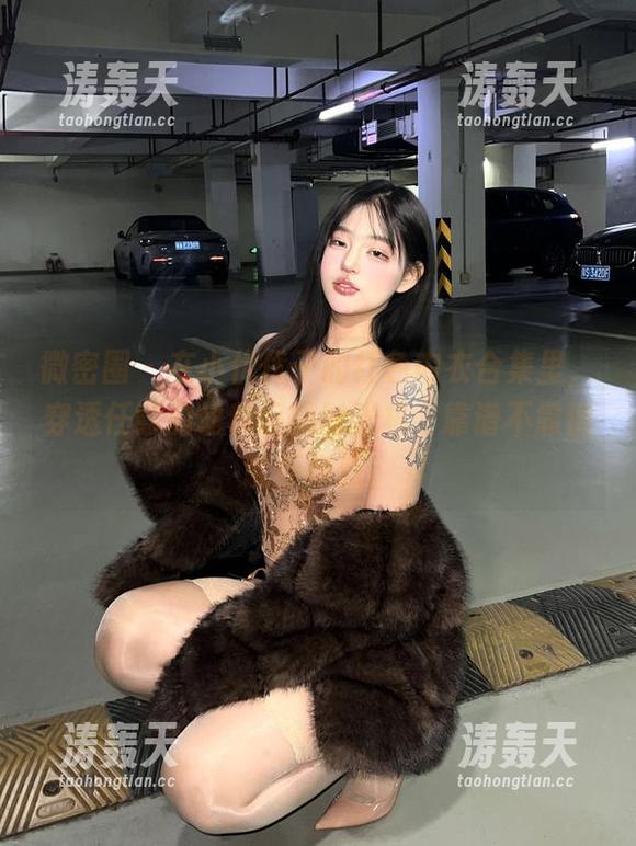 微密圈 - 在小优优子的红色内衣合集里，穿透任意的幼稚幻想时光机，靠谱不靠谱随便你想。