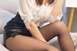 突然觉得，小女巫露娜的泳装资源要被大家发现了咋办？
