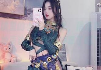 纯欲秘境里的小小奶瓶儿，精选套图的种种表达，今天你种草了吗？