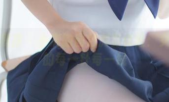 少女秩序 - 小满的图包浏览体验：女仆装的每一针每一线