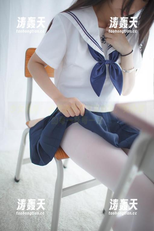 少女秩序 - 小满的图包浏览体验：女仆装的每一针每一线