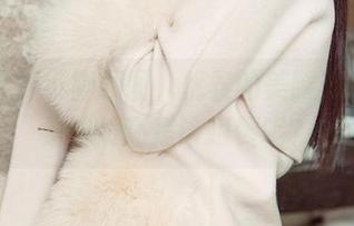 尤果网 - 小喜原图，优雅的美腿写真，我是该赞还是该眼馋呢？