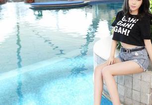 推女神 - 职业装不是仅仅用来上班的，这次张美荧要给你“透透气”！