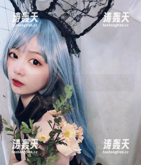 是青水的选择：最新露背毛衣，继续撩