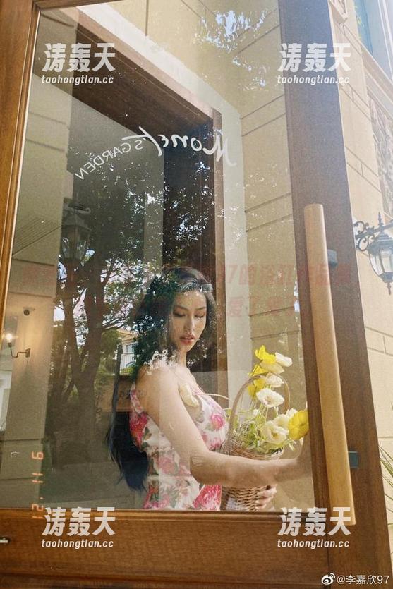 微密圈 - 分享个李嘉欣97的浴缸作品集，细节设计感人心，爱了爱了。