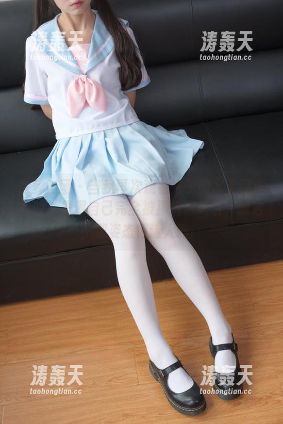 森萝财团 - 当我再次观看卉子的水手服作品时，发现自己完全被那气息吸引，啊哈，那姿态很迷人嘛。