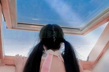 樱晚gigi的写真，翻看图集被她的“小小的野性”逗乐了
