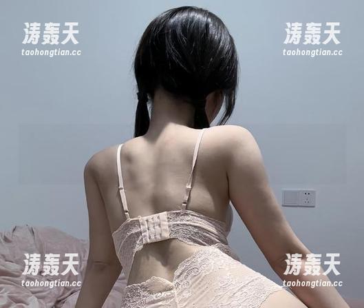 微密圈 - 火龙果羊合集：一个厨娘的单纯与欲望交织的日常