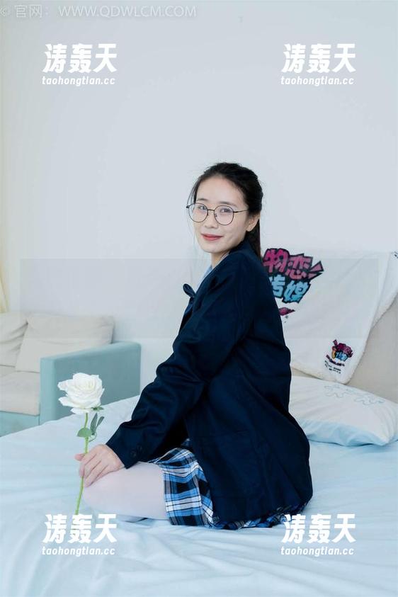 物恋传媒 - 岚岚的妹妹系列：最新图库，真是个小甜点，难怪大家都在评论？