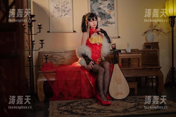 水手服套图更新，玉汇yuuhui你今晚又这样穿，这也太养眼吧？