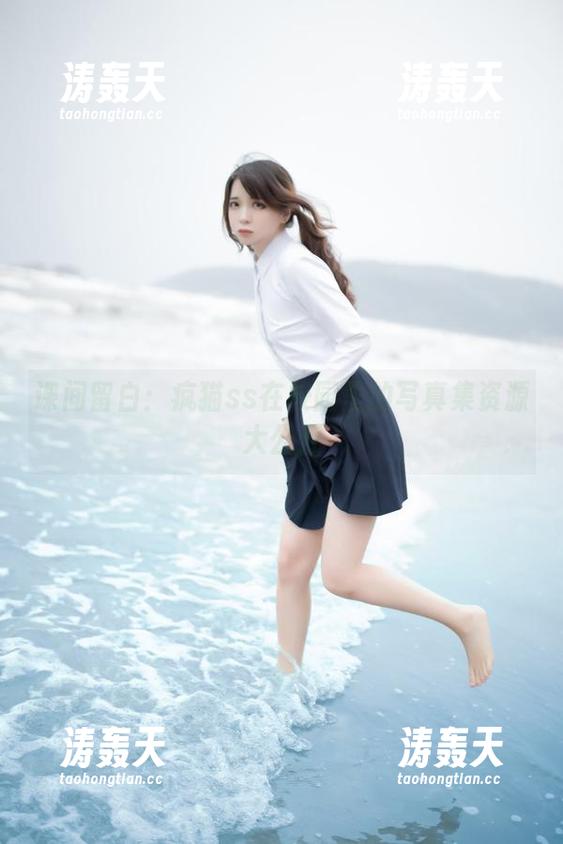课间留白：疯猫ss在校园里的写真集资源大公开