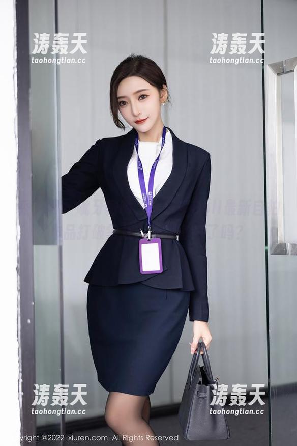 秀人网 - 呲牙咧嘴，养乐多Doll最新自拍作品打破常规，你准备好了吗？