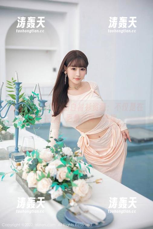 秀人网 - 周慕汐的白衬衫资源：不仅是在展示衣服，更是在展示态度。