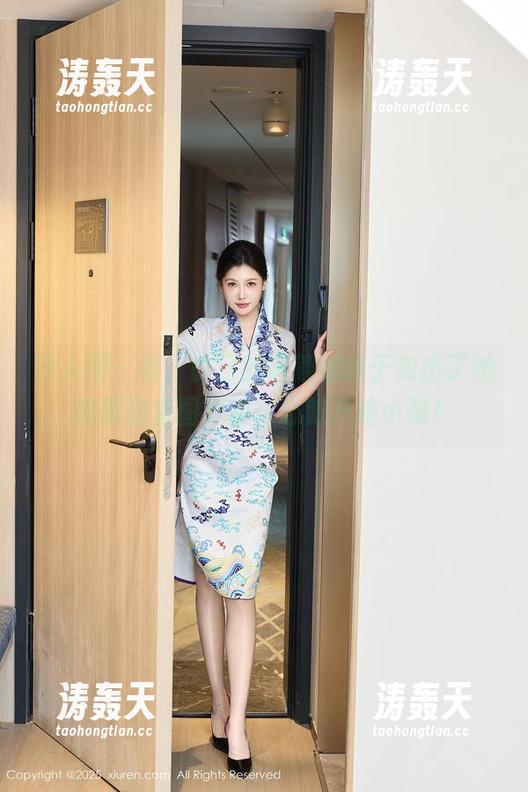 秀人网 - 噢，昨日的唐翩翩终于放出了她的御姐套图更新，心脏开始小跳！