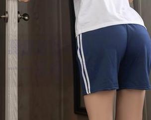 秀人网 - 夏甜甜的短裙和一件没穿的烦恼——图片资源大公开！