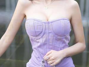 秀人网 - 小泡芙winna，浴缸里的岁月静好！在线图片带你去幸福的水波！