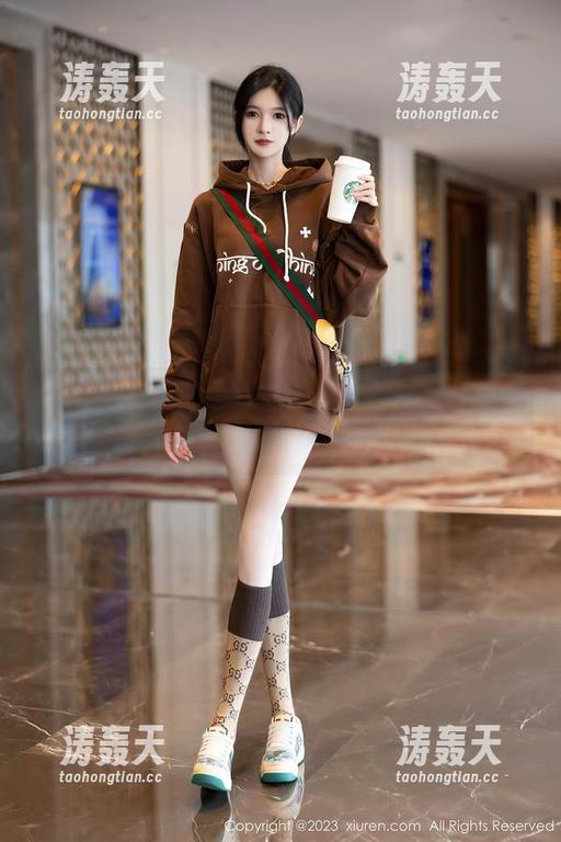 秀人网 - 徐莉芝Booty，白色狂想，全套原图每一帧都似乎在低语