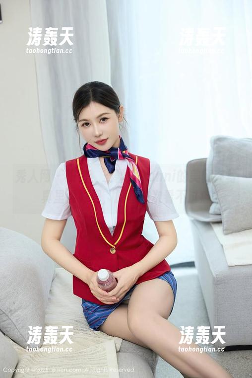 秀人网 - 没错，王馨瑶yanni的美腿在写真里没减肥，原图一次看不过瘾