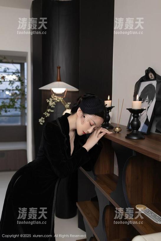 秀人网 - 金妍兮Saki，这个女神，却不止是福利哦，作品让你眼前一亮！