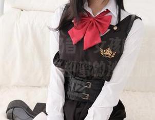 紧急企划 - 被“奶昔”女孩的写真合集环绕，恍如置身甜蜜的沙滩派对。