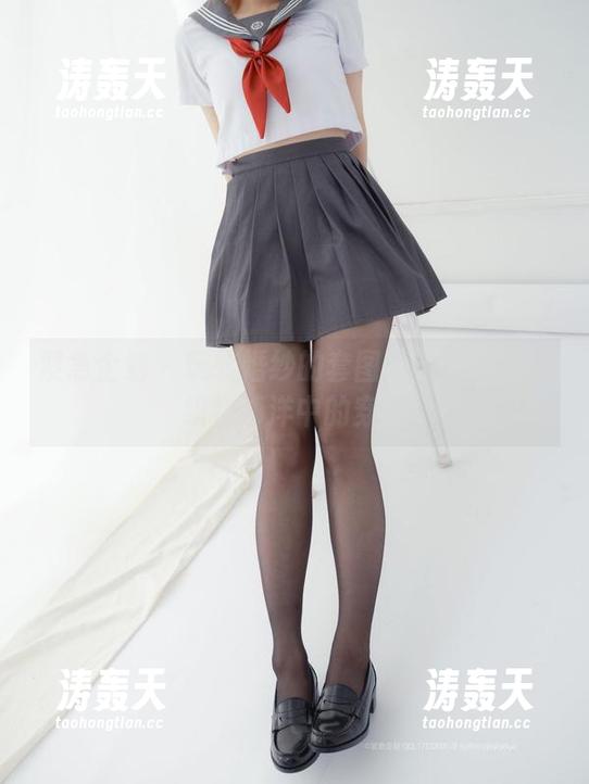 紧急企划-小恩 紧急企划 - 玩转婚纱的套图:小恩在白色织物海洋中的穿梭
