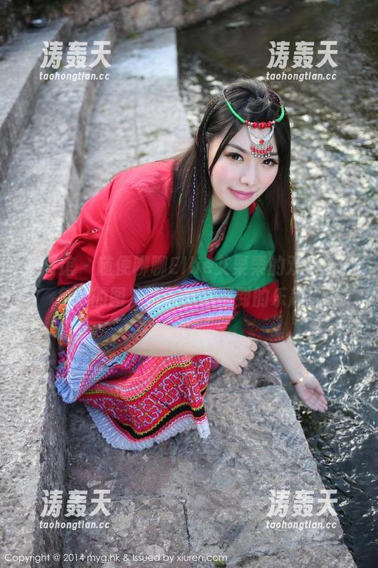 美媛馆 - 随便聊聊Ellie艾栗栗的双马尾，免费的图片给你意想不到的乐趣！