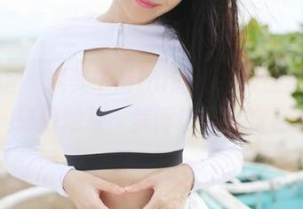 美媛馆 - 糯美子Mini的私拍校服原图，静静地看，美得让人唏嘘。