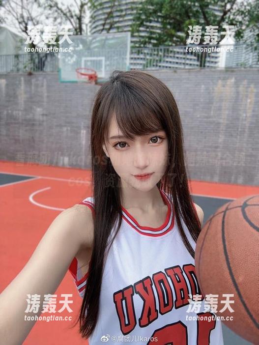 看腐团儿Ikaros和她的妹妹，姐妹配合换cos，资源我收下了！