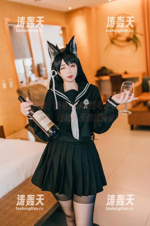万万没想到，落落Raku的可爱会在这美图里重现，让我每天都想换壁纸！