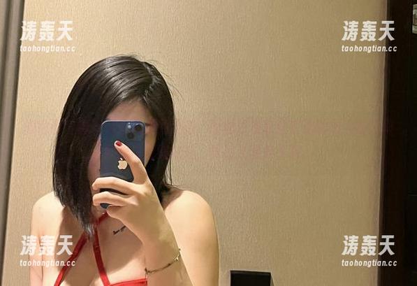 微密圈 - 再次佩服詹詹的选择，蕾丝纱质套图在细腻和大胆之间拿捏得恰到好处，真让人琢磨不透。